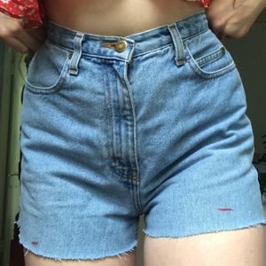 A nice pair of VINTAGE shorts